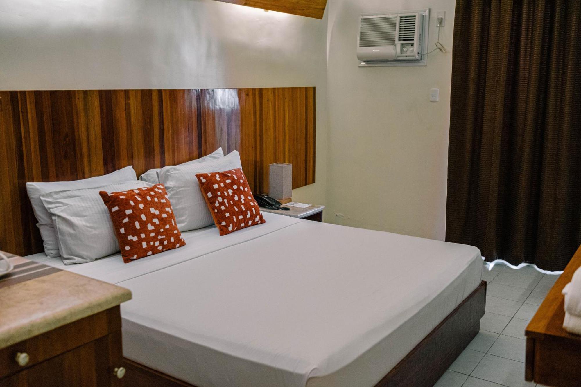 ไซ โฮเทล แอนด์ เรสซิเดนซ์ Hotel Cebu ภายนอก รูปภาพ