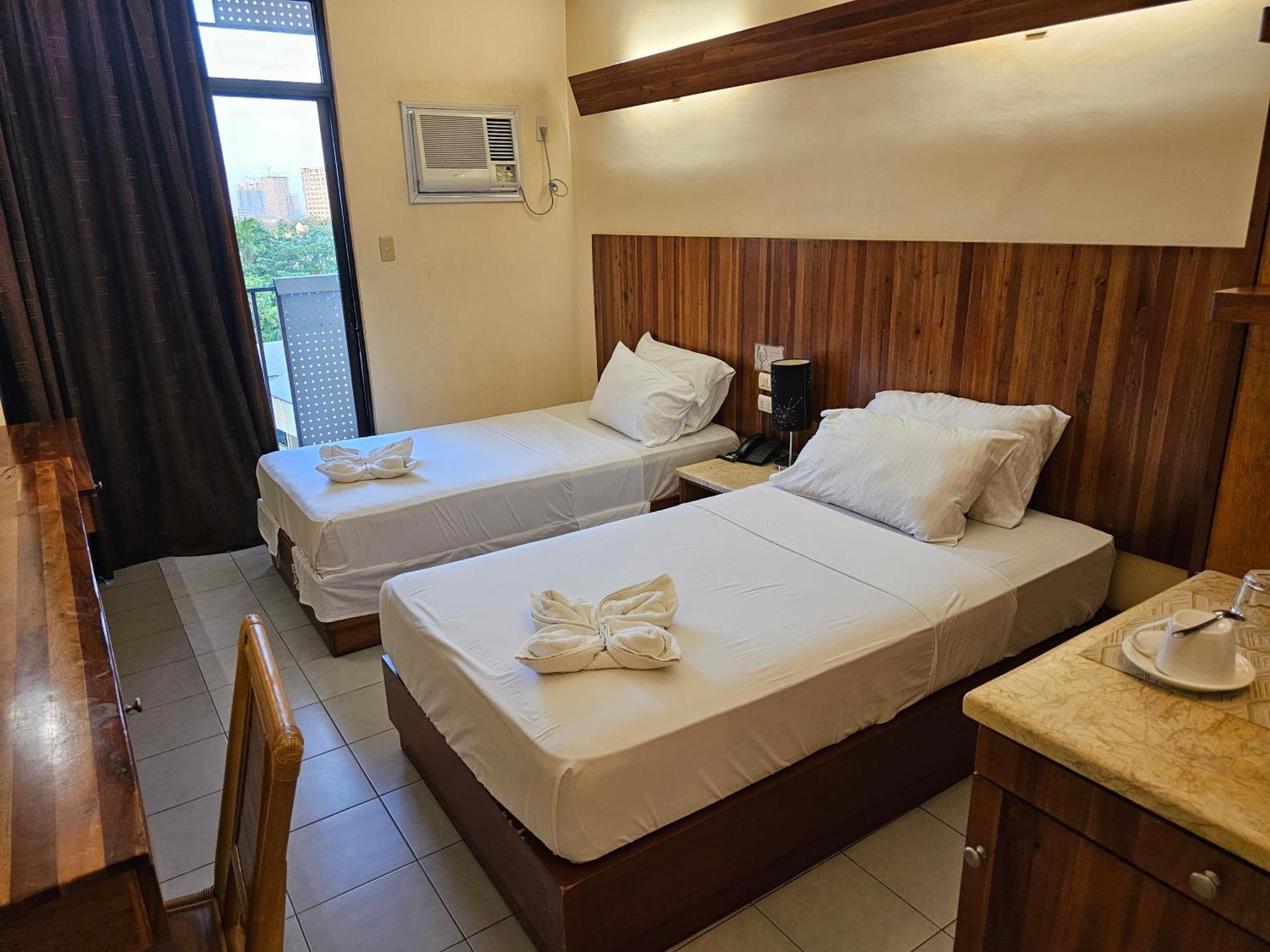 ไซ โฮเทล แอนด์ เรสซิเดนซ์ Hotel Cebu ภายนอก รูปภาพ