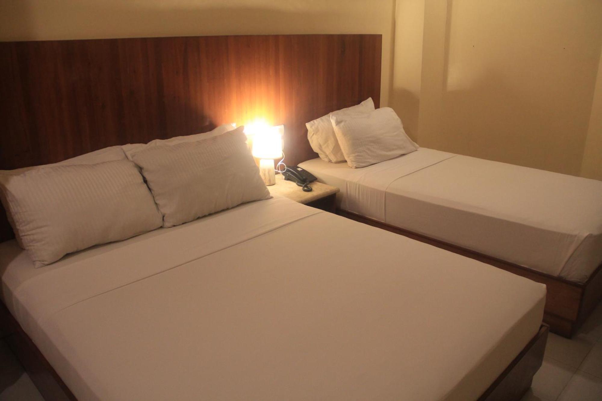 ไซ โฮเทล แอนด์ เรสซิเดนซ์ Hotel Cebu ภายนอก รูปภาพ